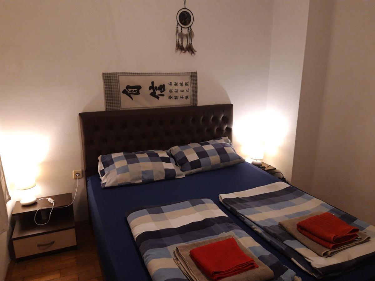 2 Rooms Apartment Plovdiv Kichuk Paris Exteriör bild
