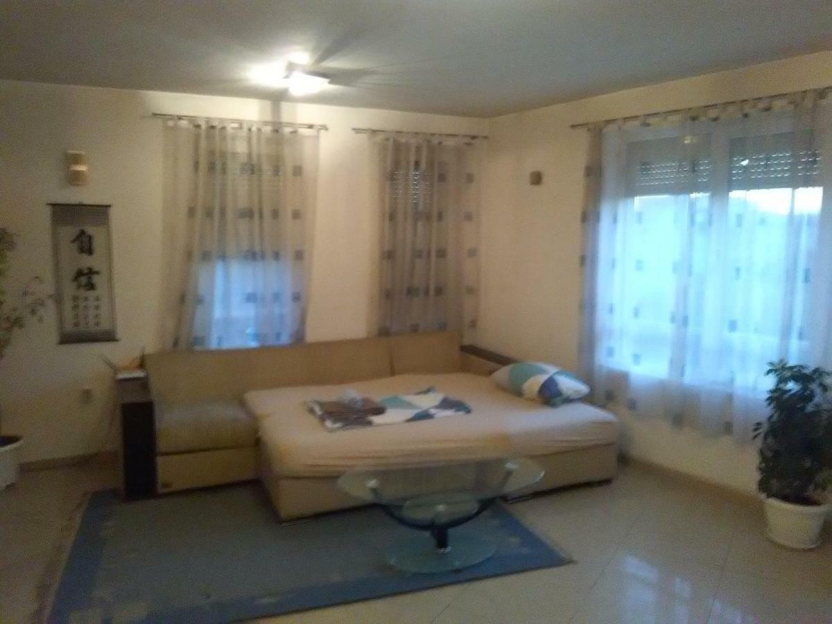 2 Rooms Apartment Plovdiv Kichuk Paris Exteriör bild